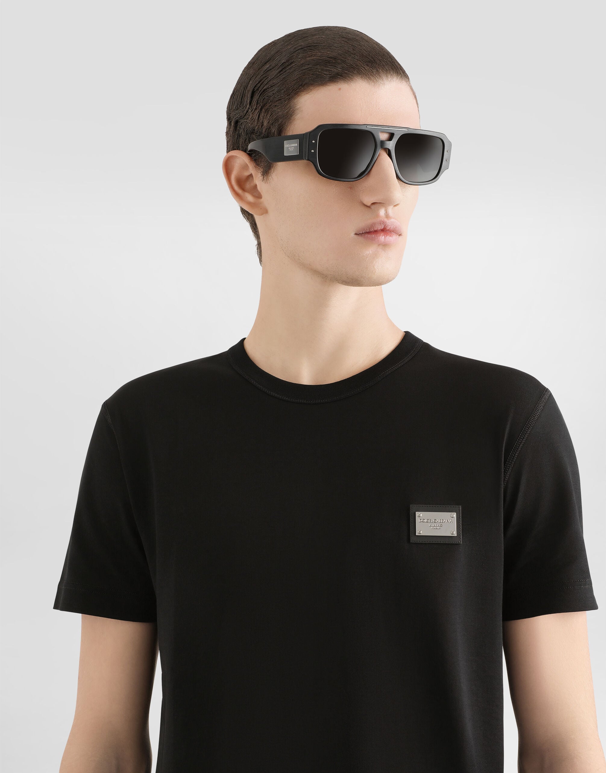 Blackのメンズ Tシャツ コットン ロゴプレート | Dolce&Gabbana®