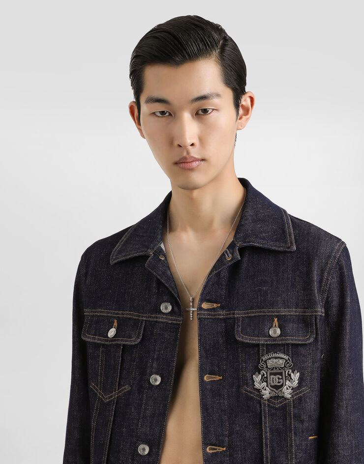 Dolce & Gabbana Jeansjacke aus Baumwolle mit Patch Mehrfarbig G9VZ8ZG8ME9