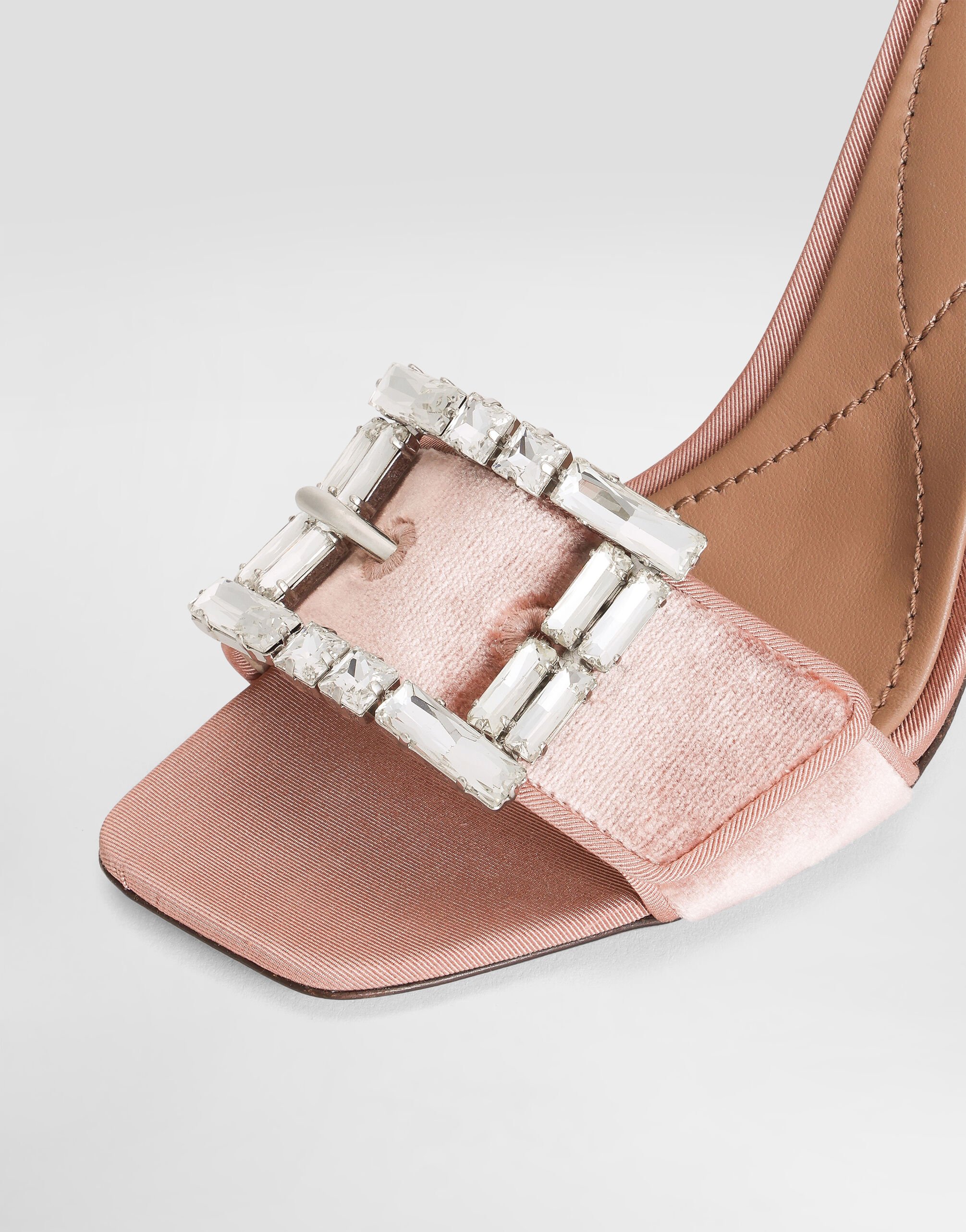 【関税&送料込み】Dolce & Gabbana Velvet Sandal Velvet sandals with bejeweled buckle in Pink for Women