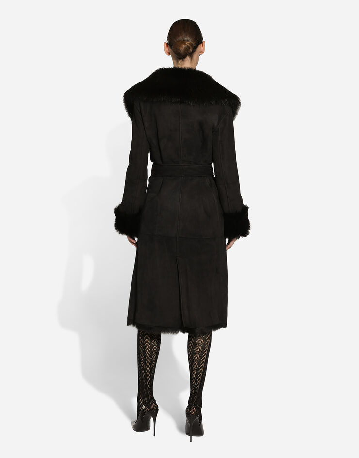 Dolce & Gabbana معطف شيرلينغ بحزام أسود F0E2SLFUP87