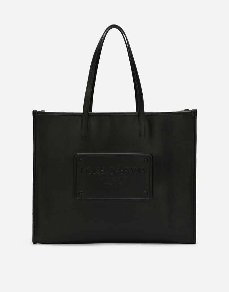 Dolce & Gabbana حقيبة تسوق من جلد عجل بشعار بارز أسود BM2274AG218