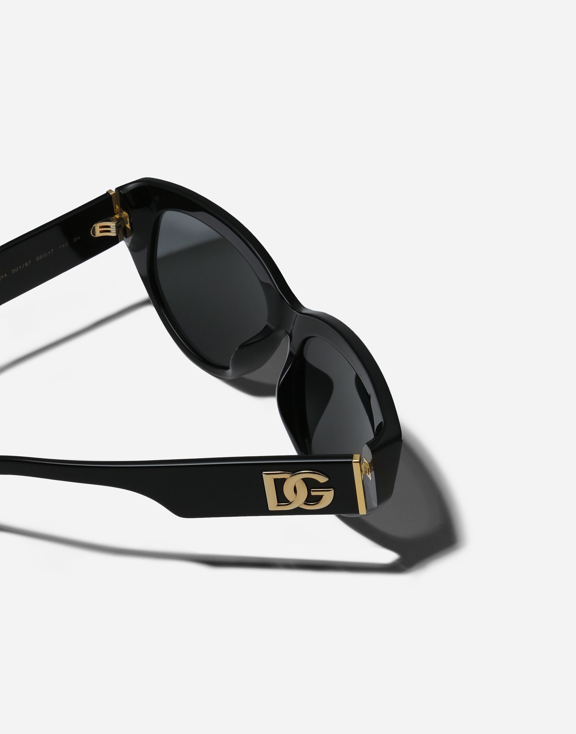 ブラックのウィメンズ DG Crossed サングラス | Dolce&Gabbana®