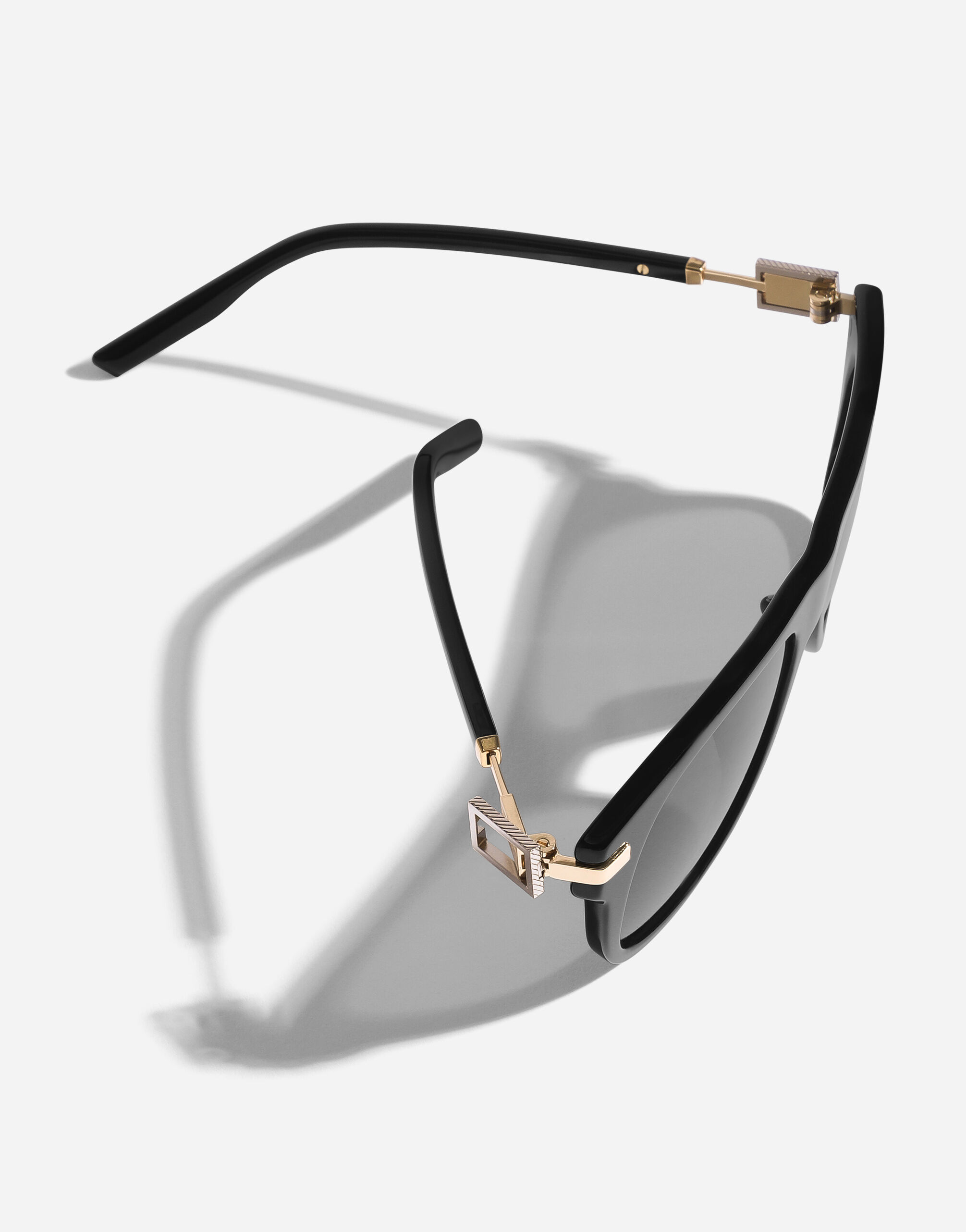 Metal Plaque Sunglasses in Black for Women | Dolce&Gabbana® US