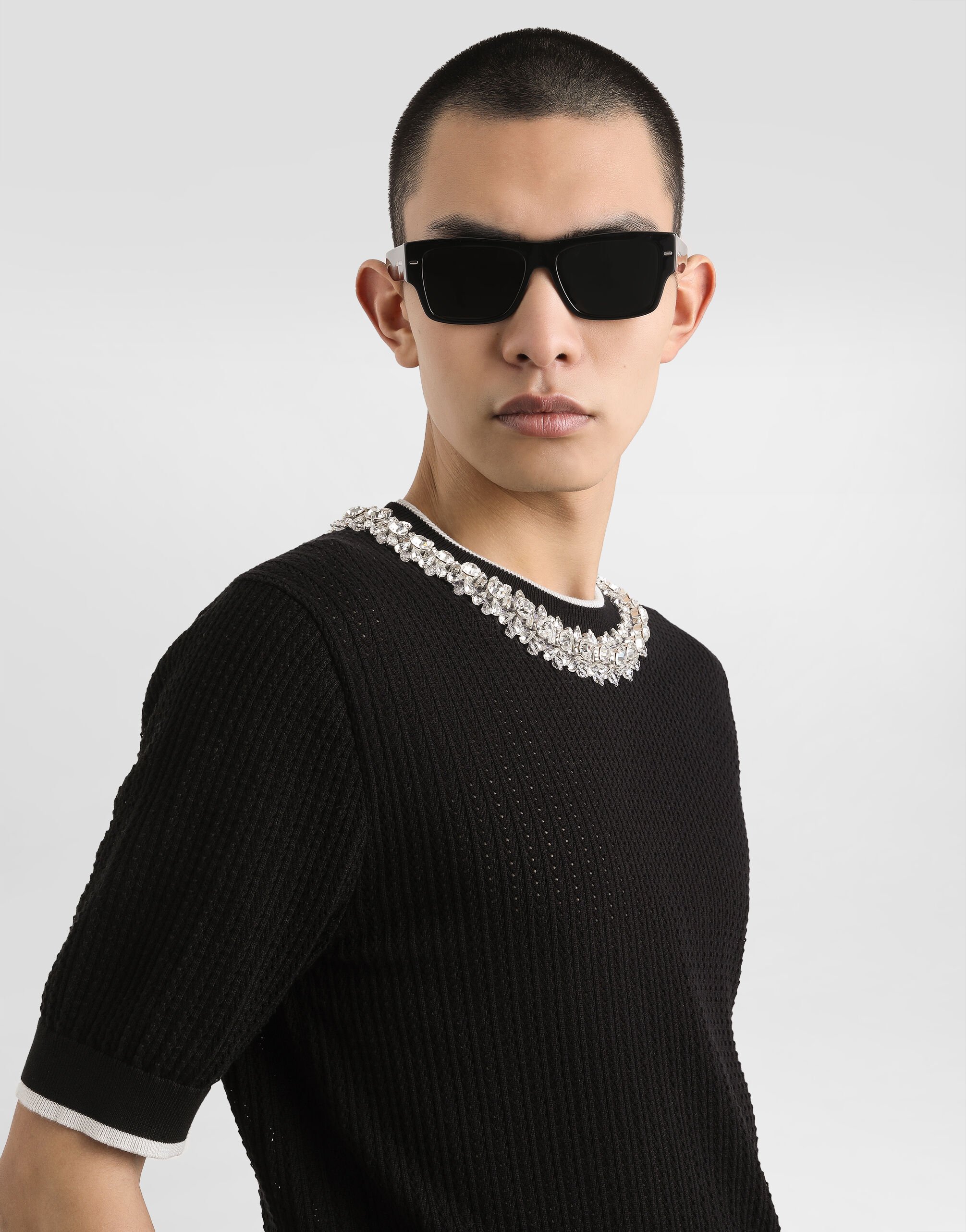 【Dolce&Gabbana】クルーネックプルオーバー ロゴ ブラック ブラックのメンズ コットン クルーネック プルオーバー