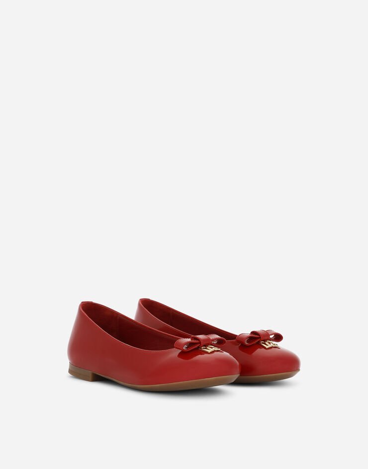 Dolce & Gabbana Ballerines en cuir verni à logo DG en métal Rouge D11141A1328