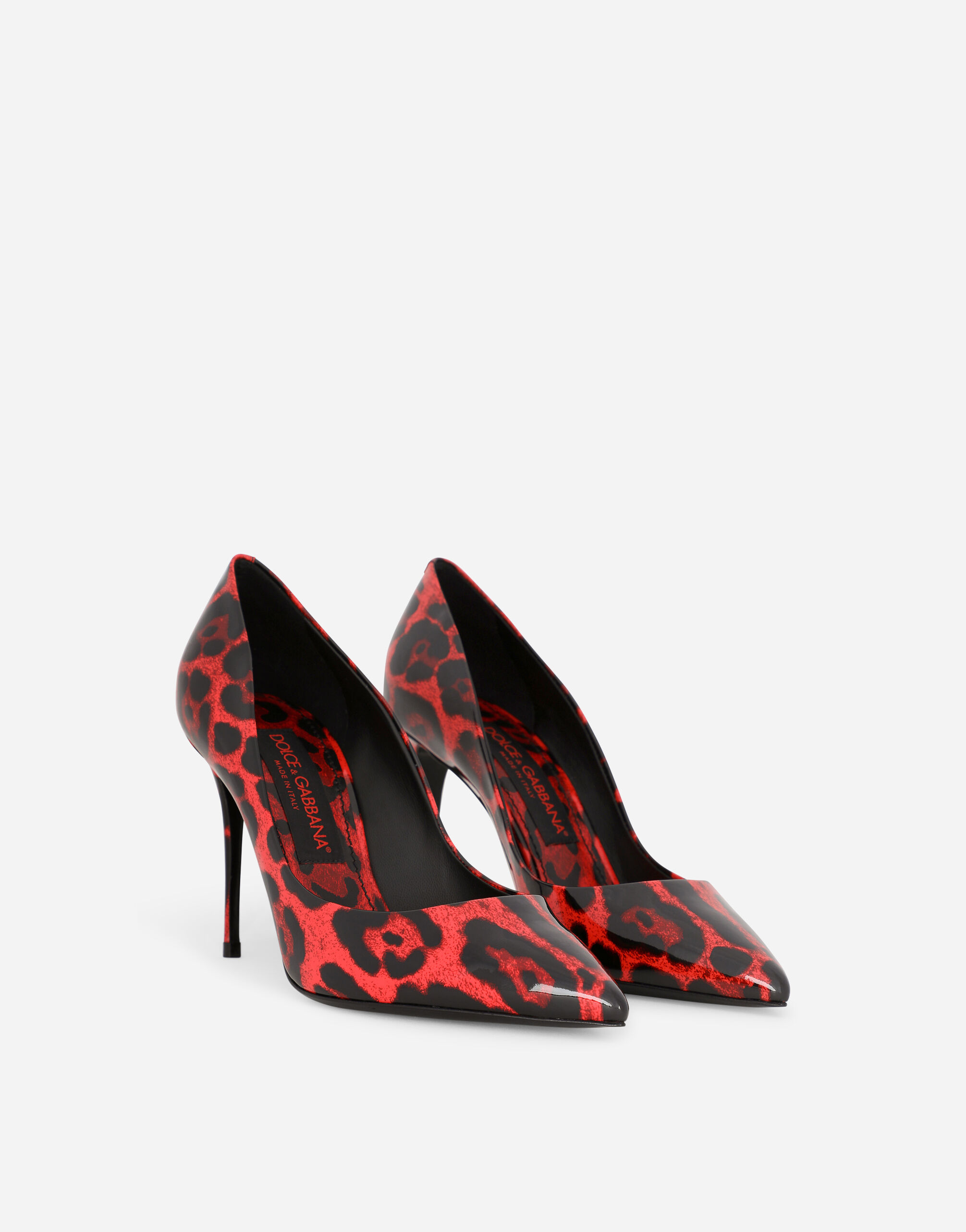 Pumps in red leopard-print patent leather