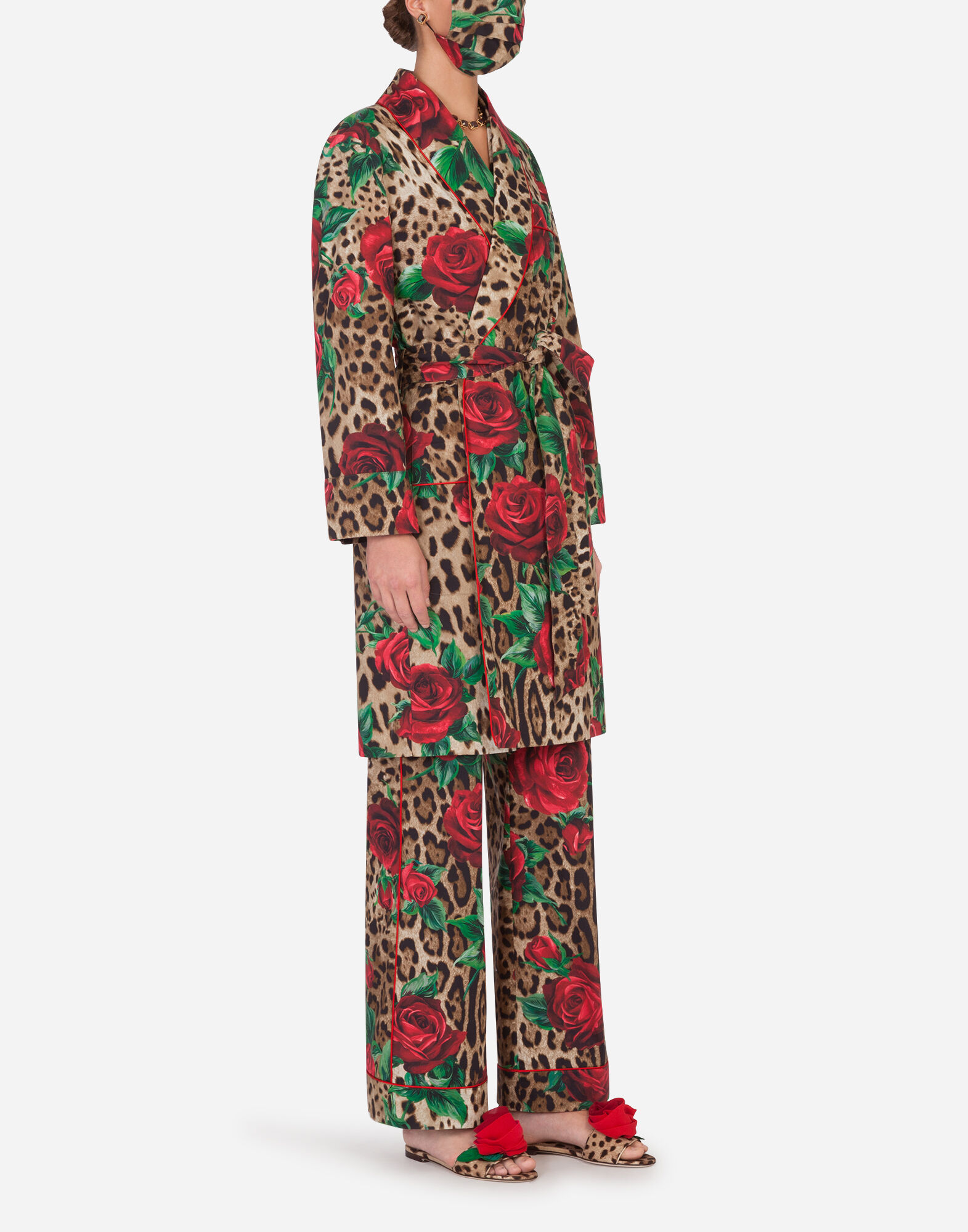 Rose print pajama set with matching face mask