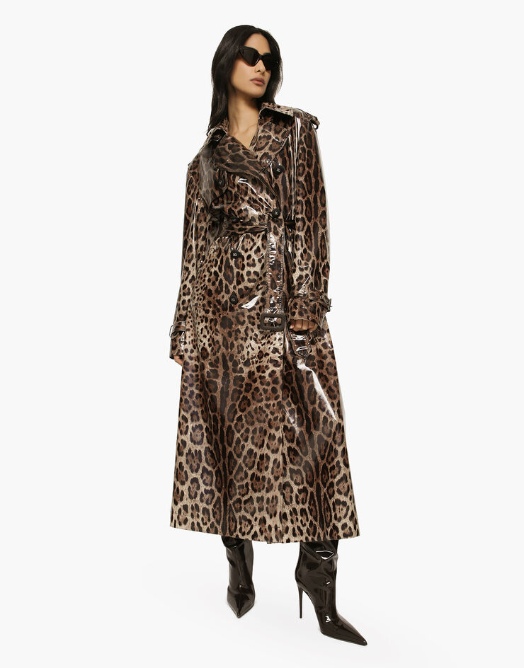 Dolce&Gabbana Trenchcoat aus beschichtetem Satin mit Leoprint Animal-Print F0V9HTFSSKF