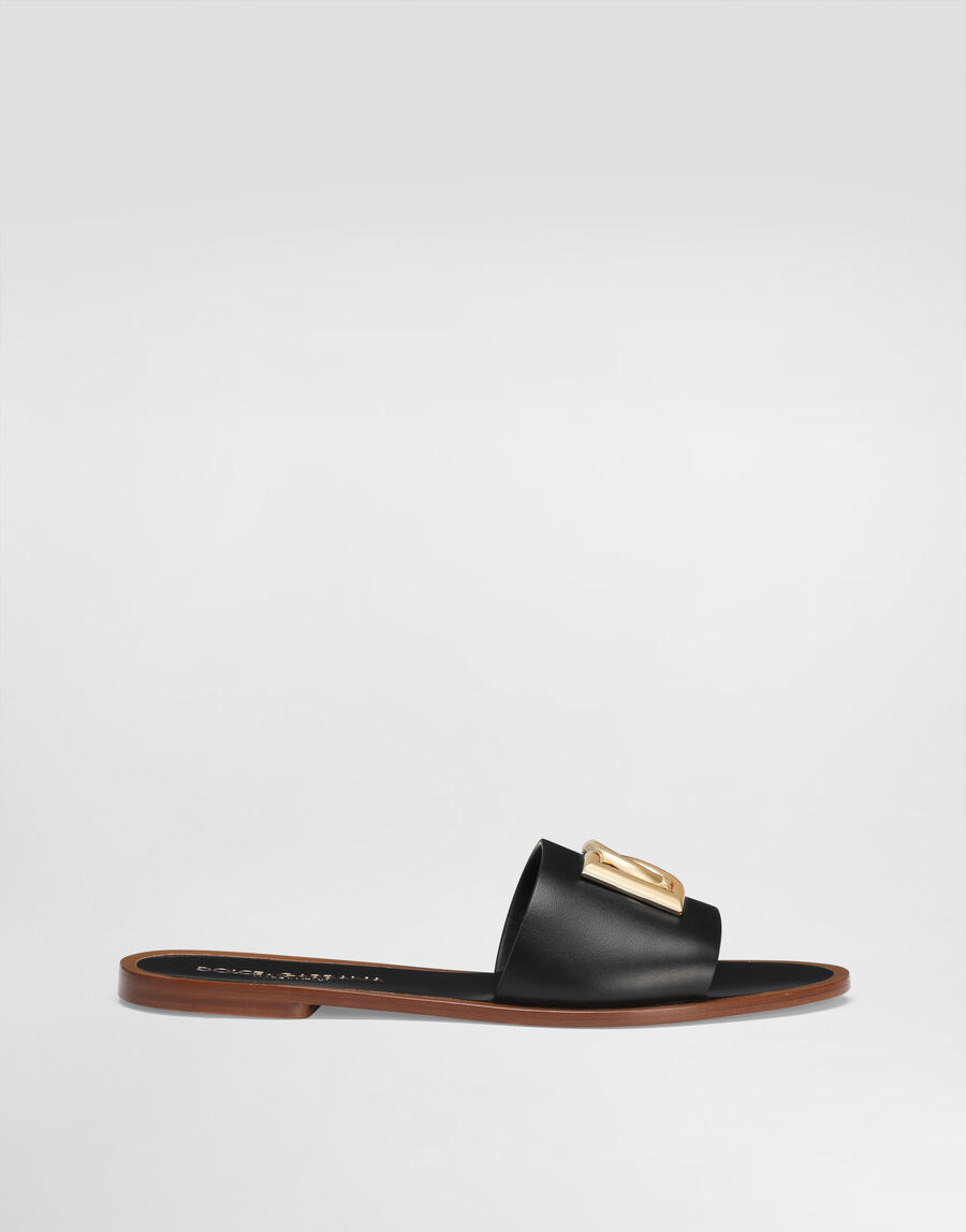 Flat slippers in calfskin