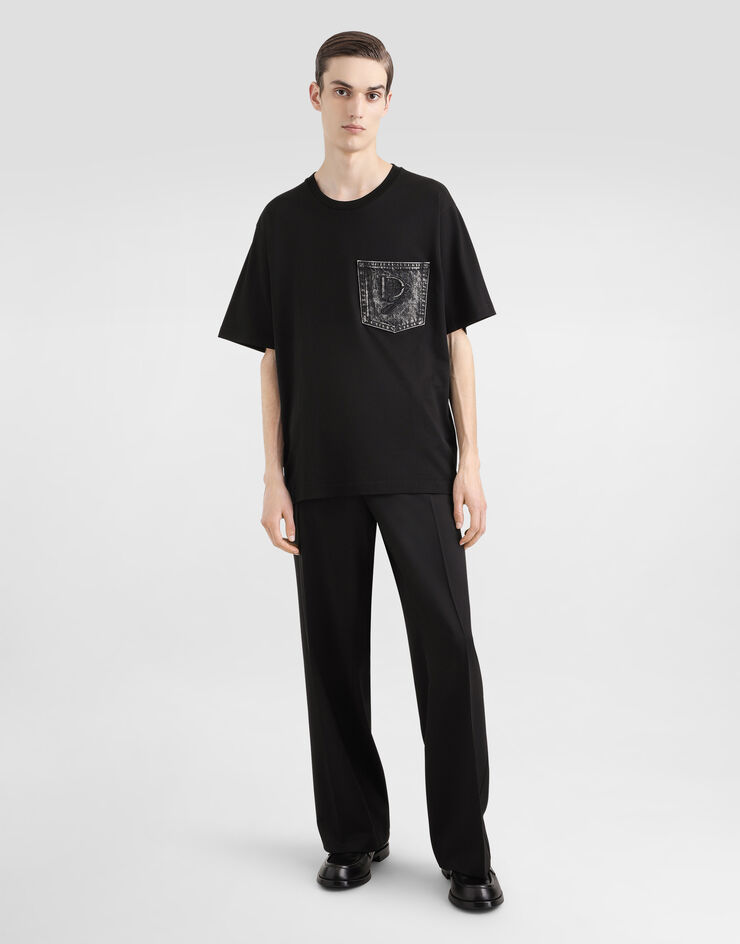 Dolce & Gabbana T-Shirt aus Baumwolle mit Brusttasche und Logostickerei Schwarz G8PN9ZG7O4J
