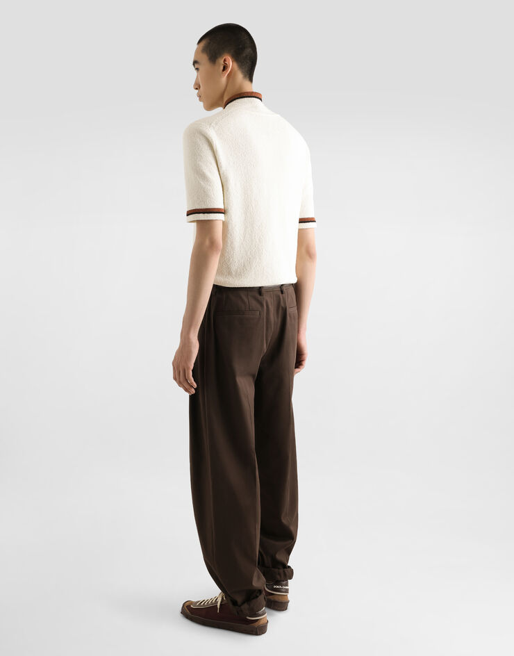 Dolce & Gabbana Pantaloni doppia pence in gabardina di cotone Marrone GP10DTFUFNV