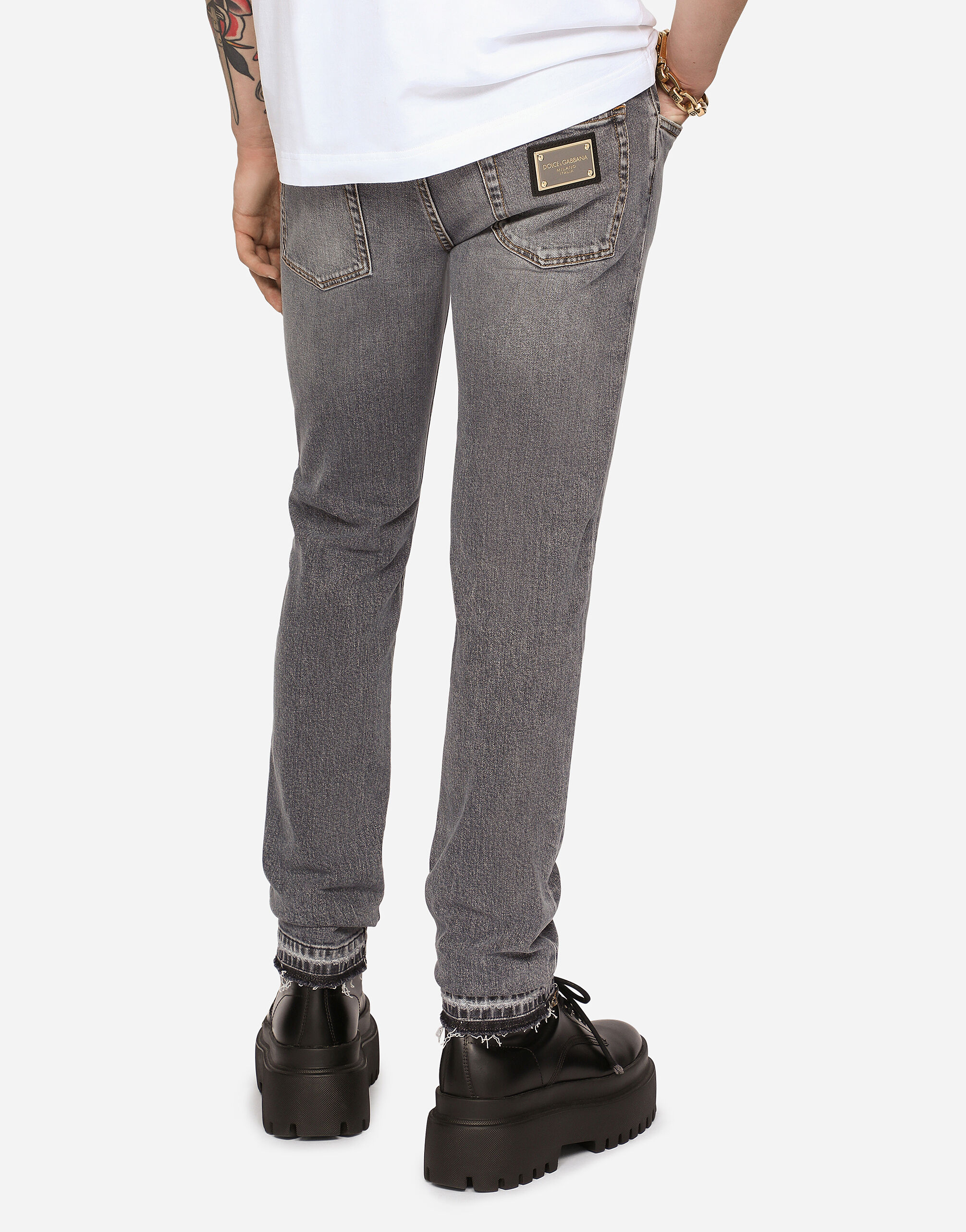 マルチカラーのメンズ PANTALONE | Dolce&Gabbana®