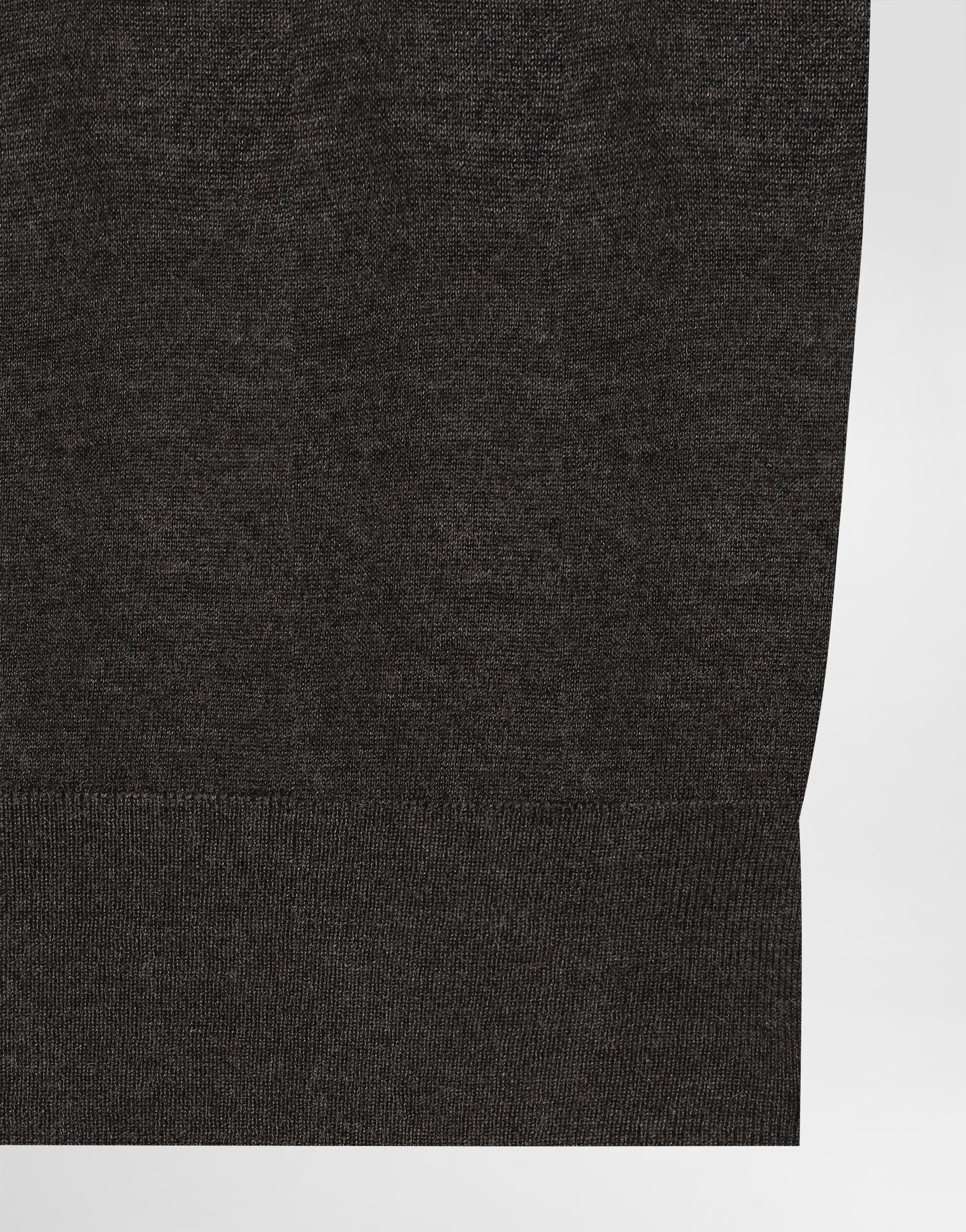 Cashmere cardigan with buttons