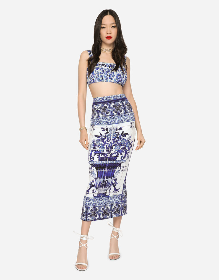 Dolce&Gabbana Falda longuette de charmeuse con estampado de mayólica con abertura Multicolor F4BWLTHPABW