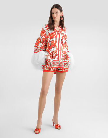 Dolce & Gabbana Chemise en charmeuse avec frange de plumes à imprimé majolique Multicolor F5T75ZGDDRJ