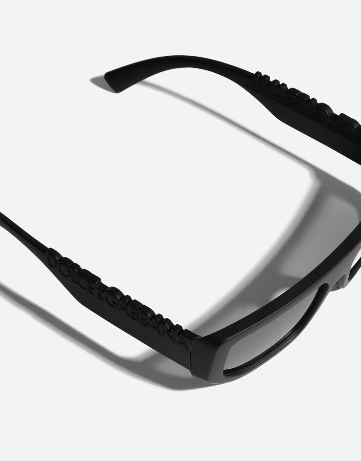 Dolce & Gabbana DG Logo Sunglasses Matte black VG6203VN56G