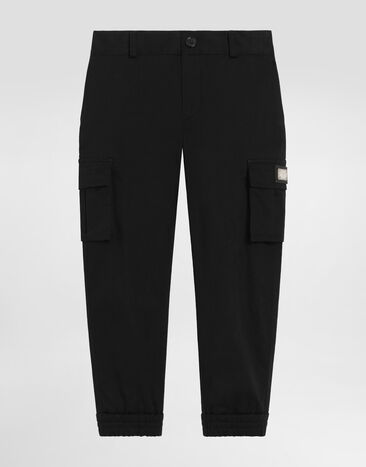 Dolce & Gabbana Cargohose aus Gabardine mit Logoplakette aus Metall Schwarz L44P81FUFL3