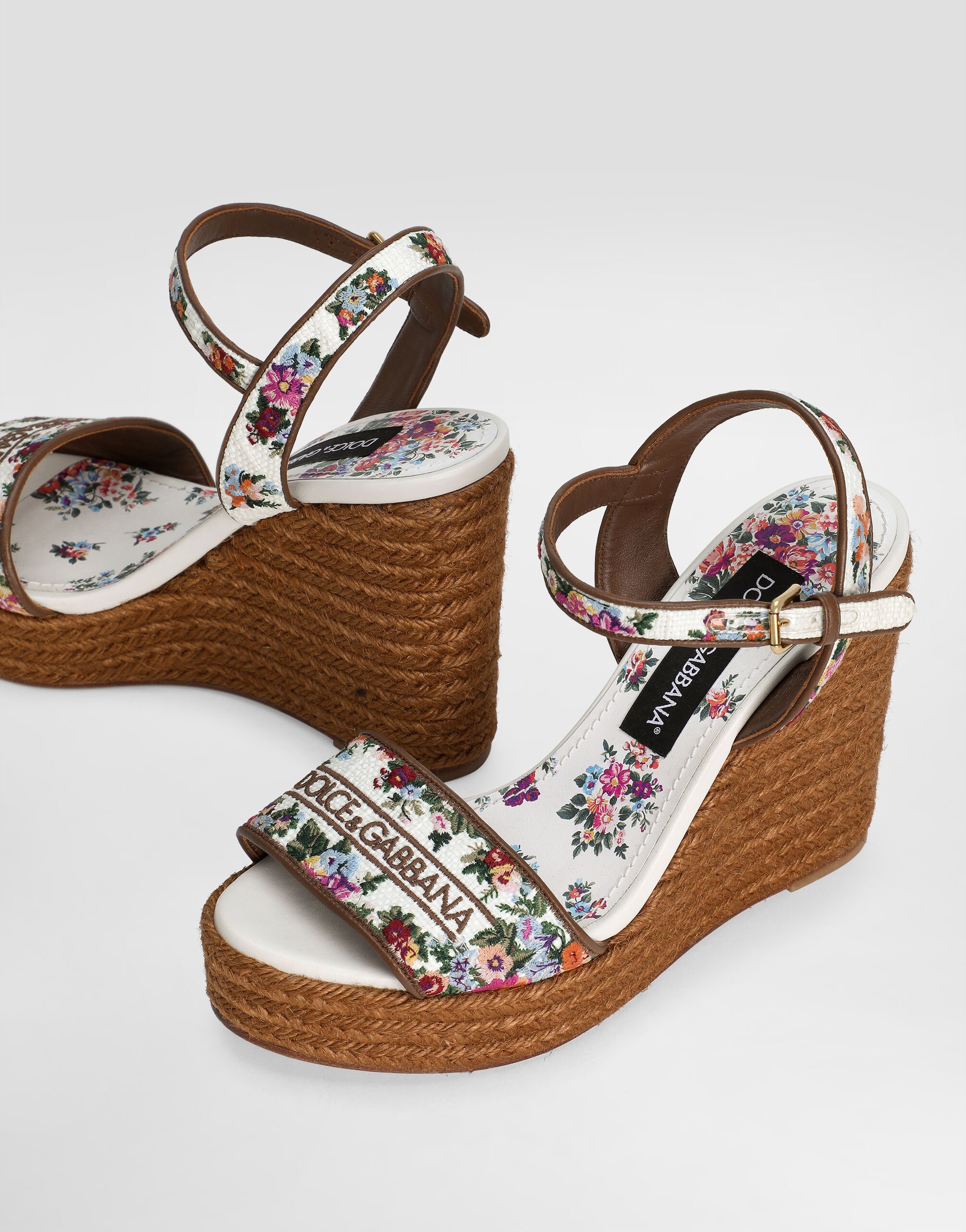 Nappa leather weDGe sandals with embroidery in White for Women