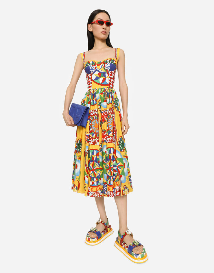 Dolce & Gabbana حقيبة كروس بودي من جلد عجل بشعار DG أزرق BB7287AW576