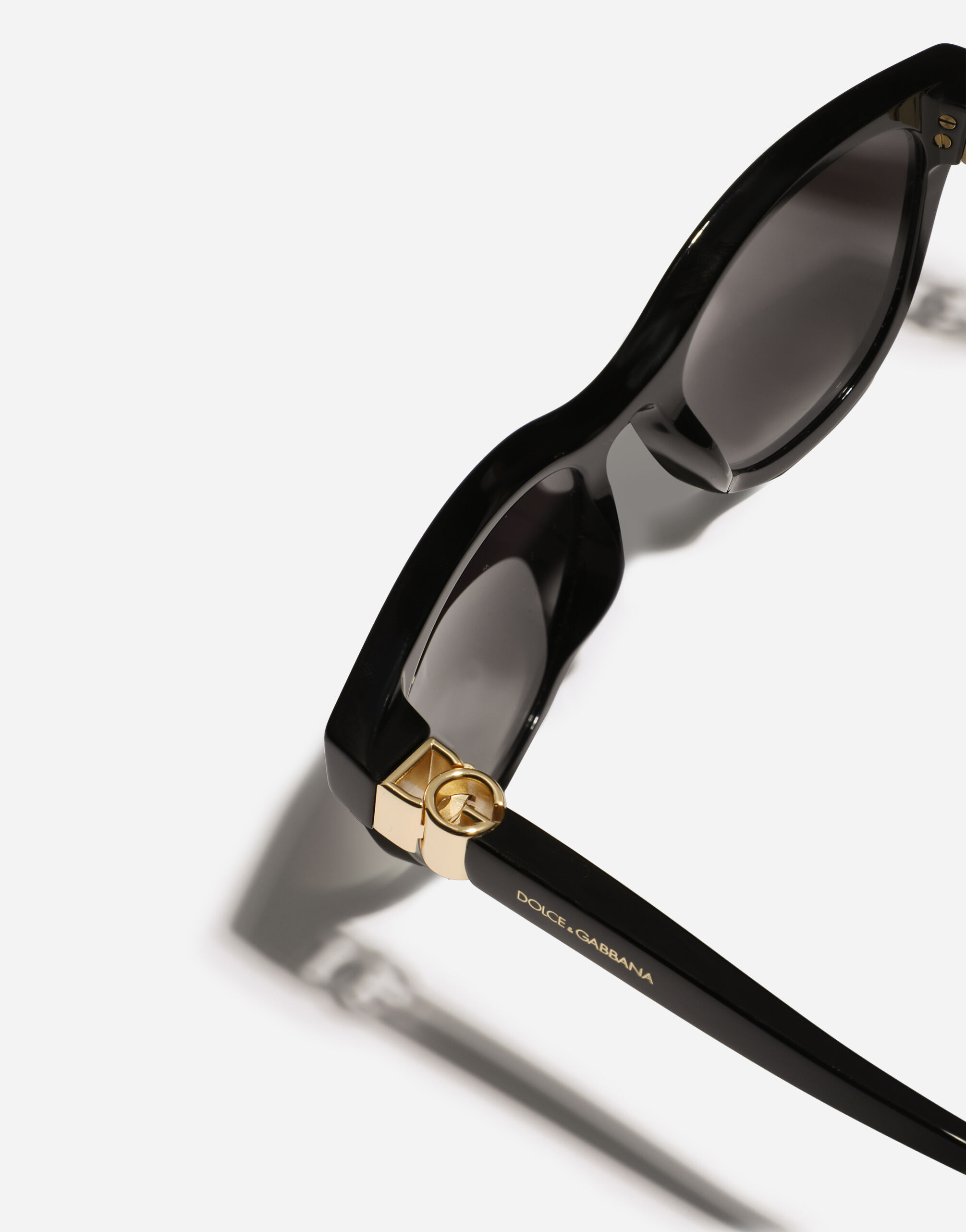 DG Hinge Sunglasses in Black for Women | Dolce&Gabbana® US