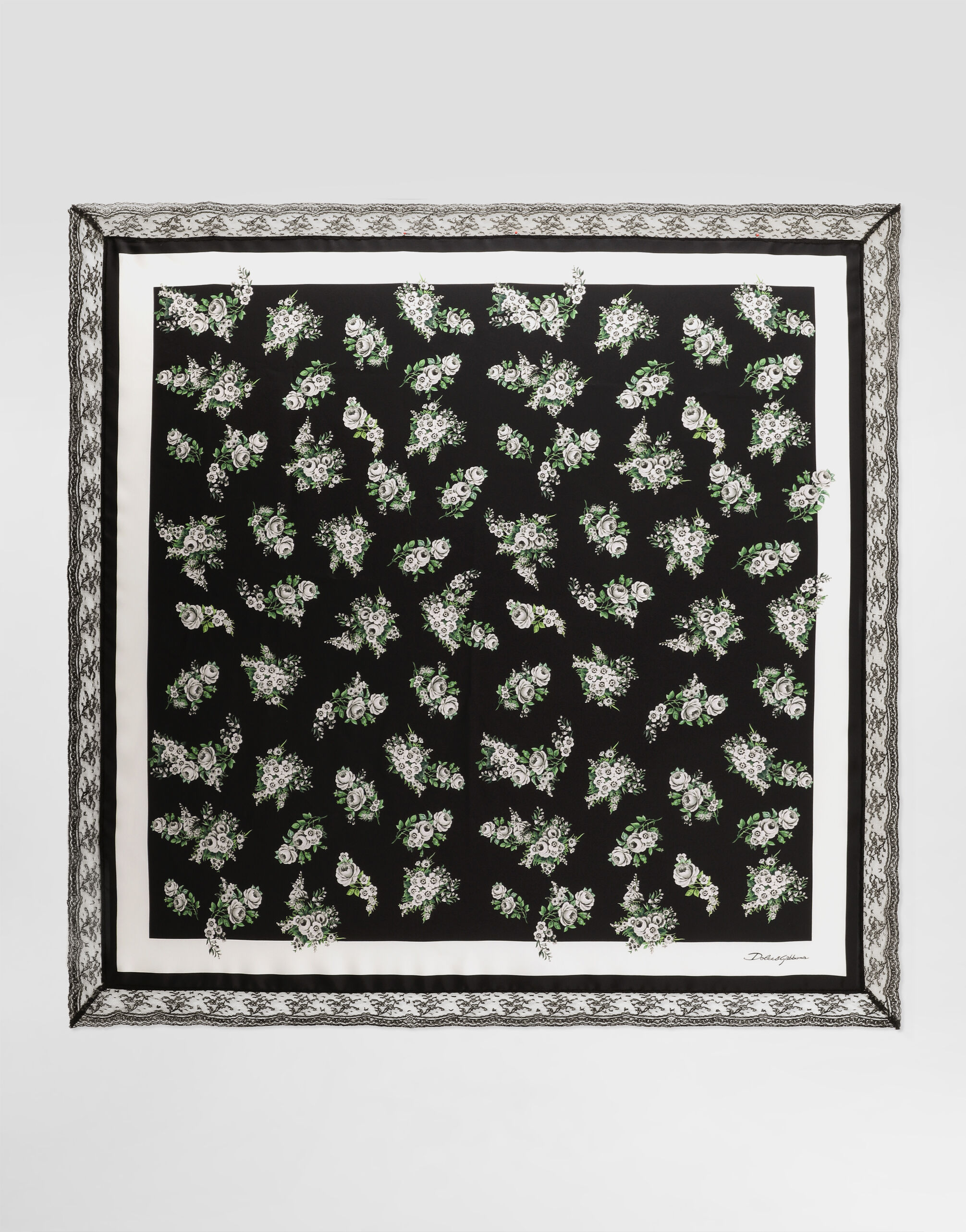 Women's Scarves: in cashmere, silk | Dolce&Gabbana®