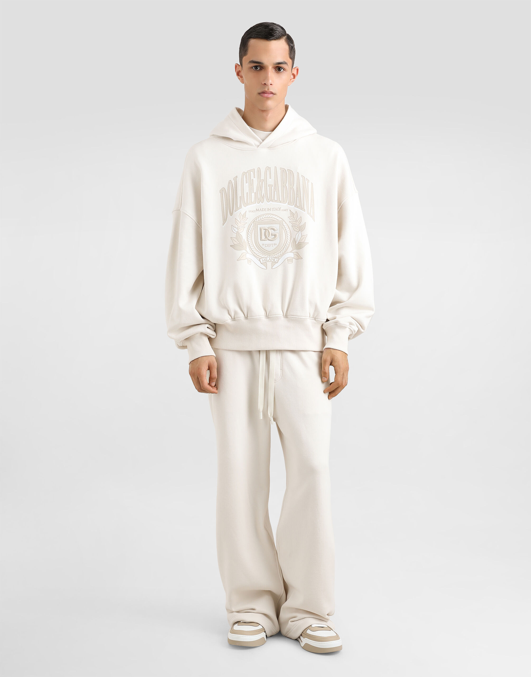 パンツ DOLCE&GABBANA Stretch cotton pants with branded tag in Blue for Men