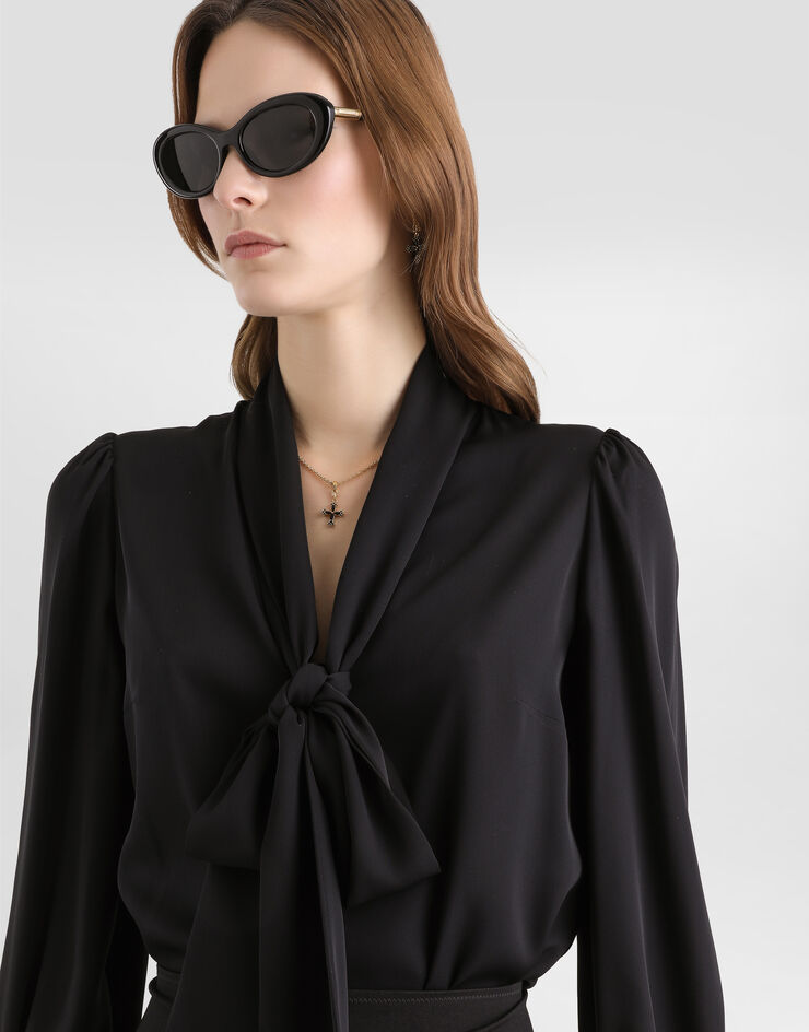 Dolce & Gabbana Camisa de charmeuse elástico Dolce & Gabbana Camisa de charmeuse elástico Negro F5T17TFUABF