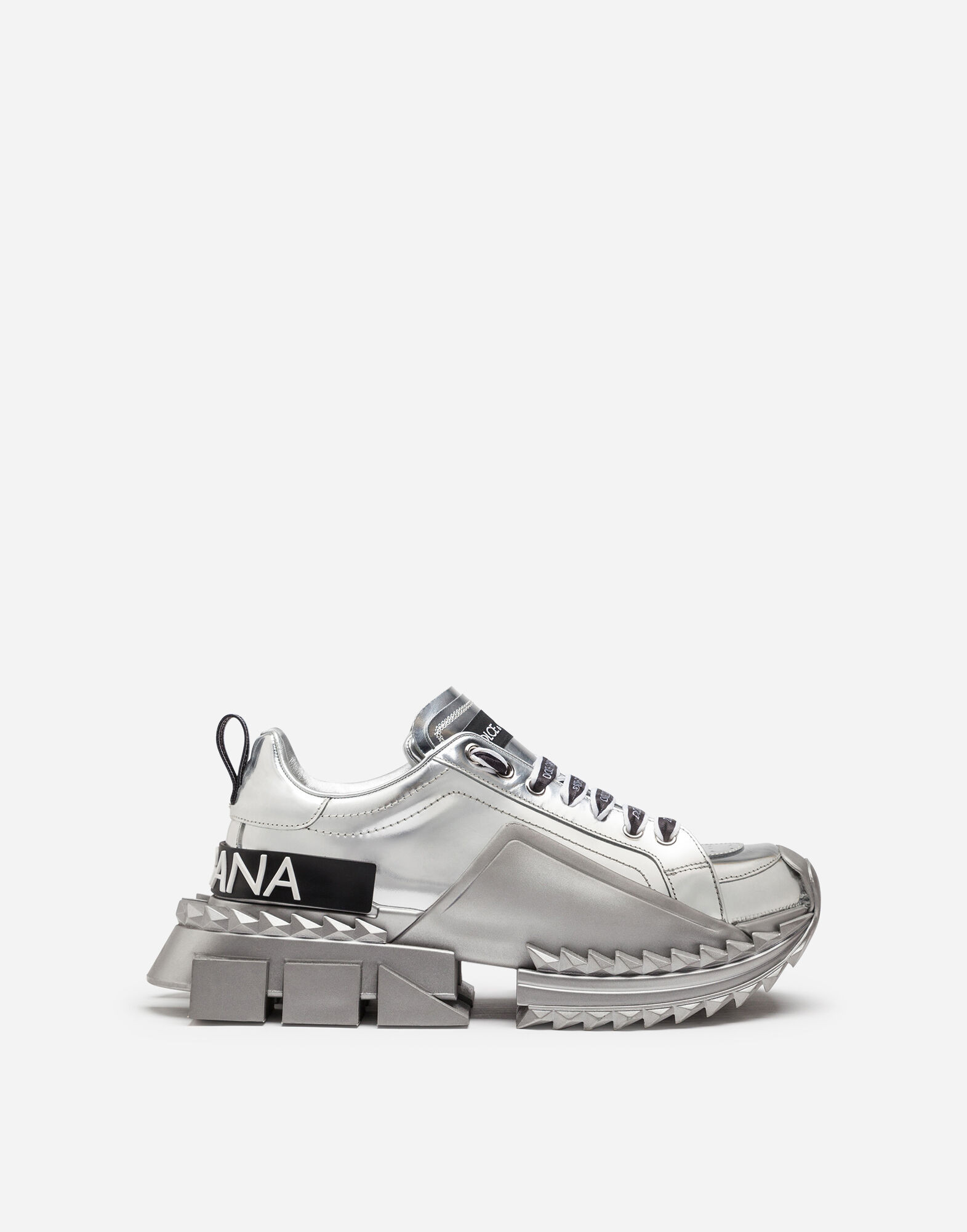 Super hotsell queen sneakers
