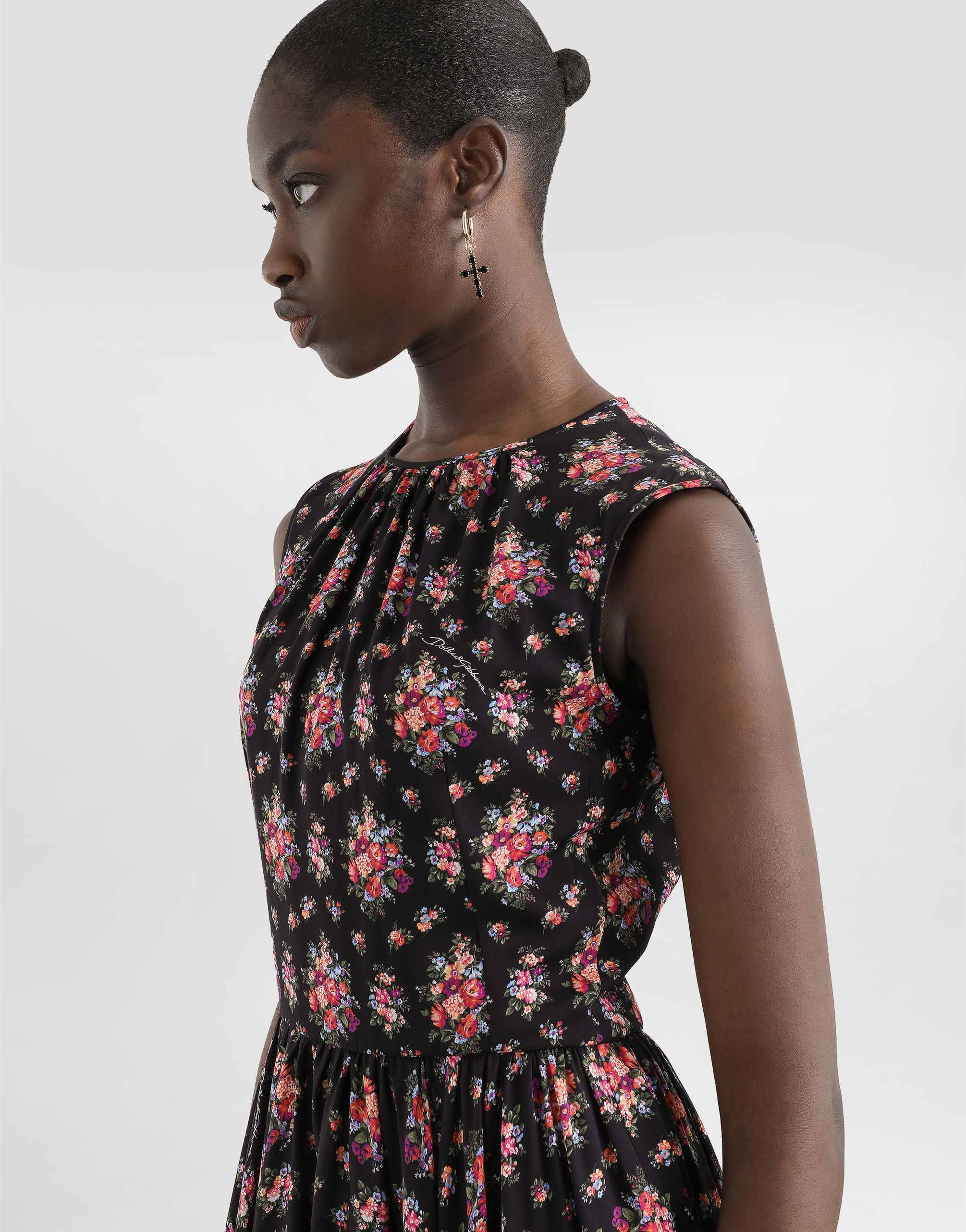 Small flower bouquets-print charmeuse dress in Multicolor for