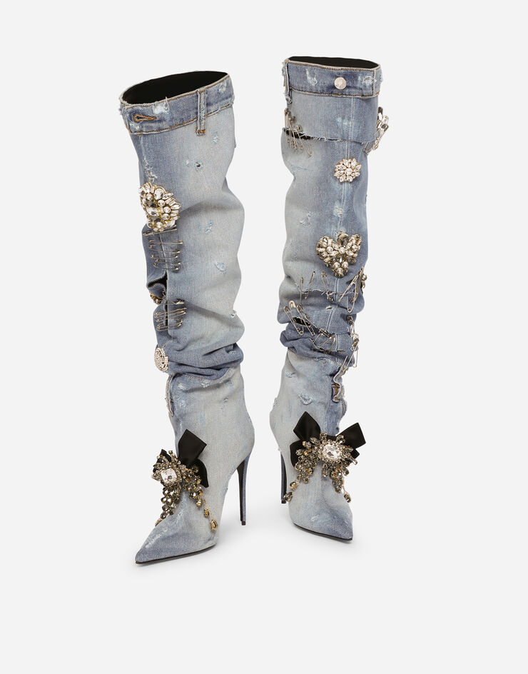 Dolce & Gabbana Bottes en patchwork de denim à broderies Bleu CU0960AJ080