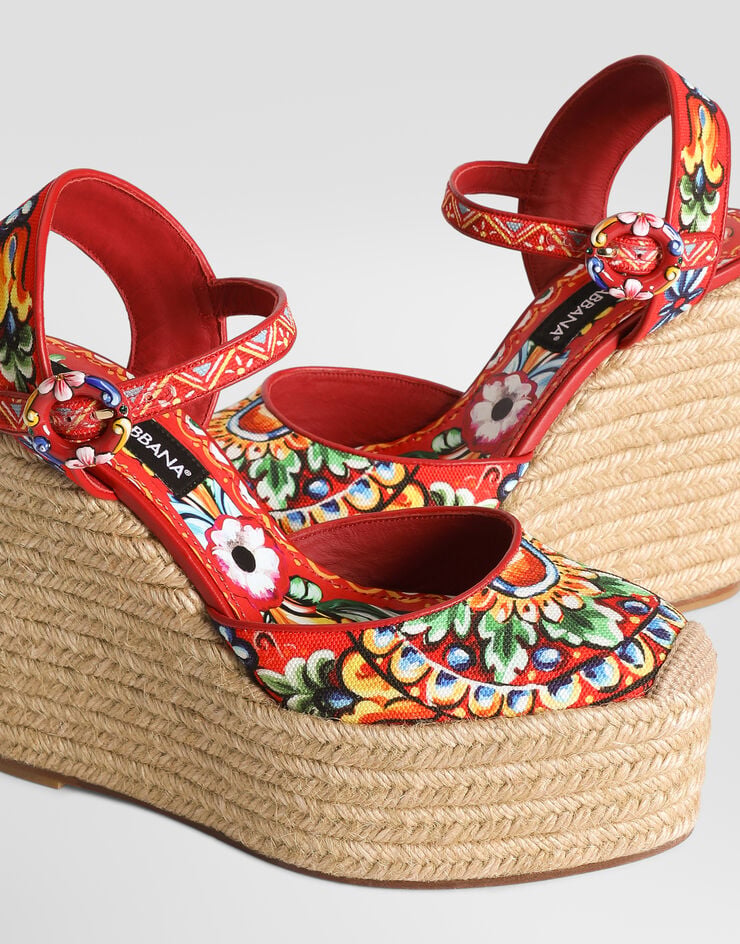 111 Dolce & Gabbana 111 Dolce & Gabbana
