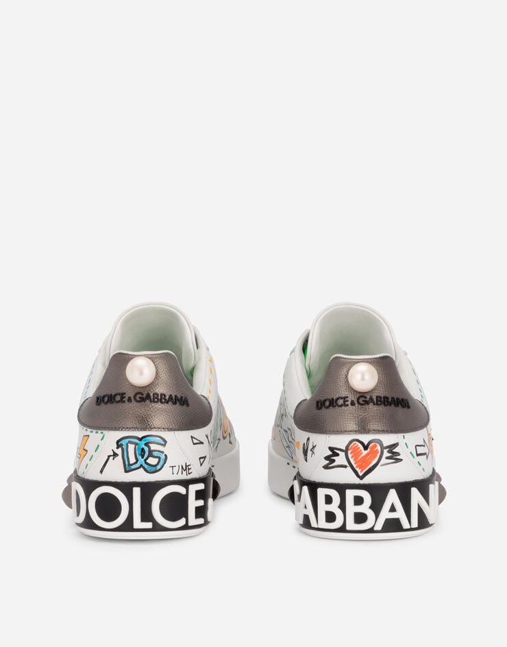 Dolce & Gabbana Sneakers Portofino en cuir de veau avec broderie et clous Multicolore CS1772AH502
