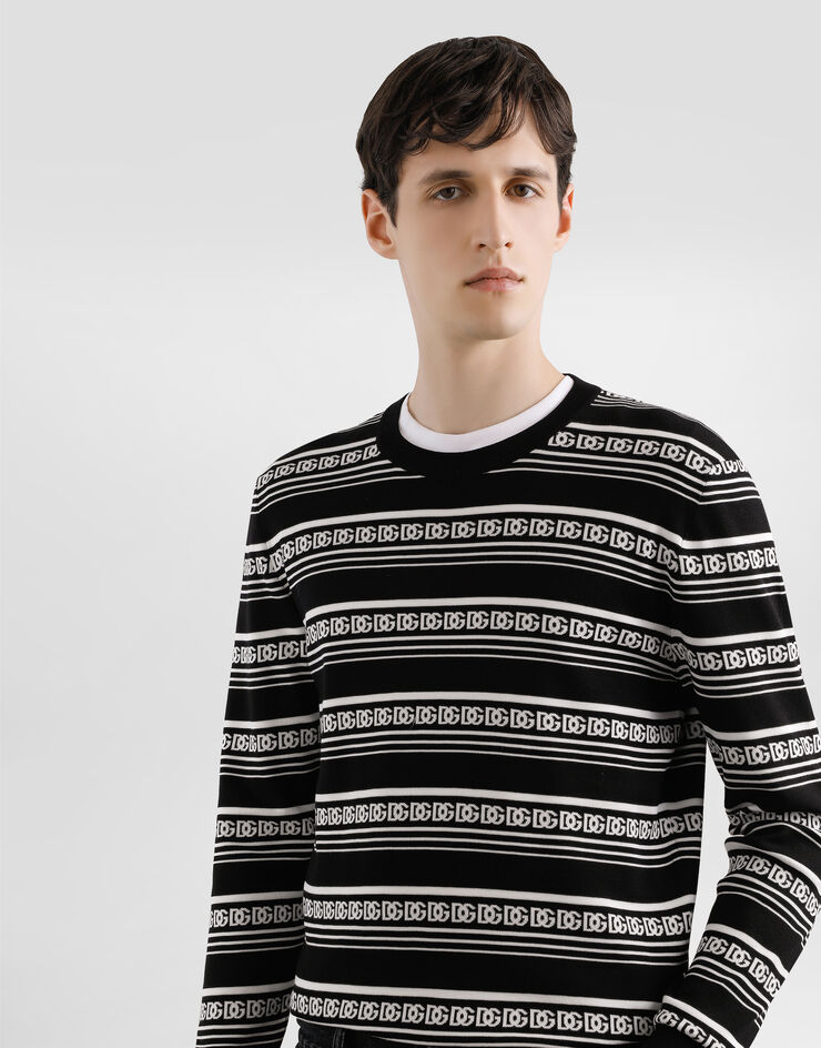 Dolce & Gabbana Pullover girocollo in seta con logo Multicolore GXX02TJBSN4