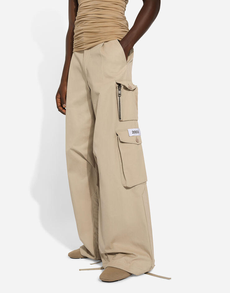 Dolce & Gabbana Pantalón cargo en gabardina de algodón Beige GP088TFU60X