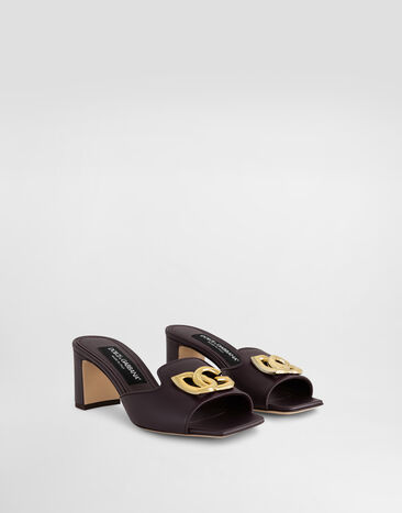 Dolce & Gabbana صندل من جلد عجل أملس Bordeaux CR1699CW576