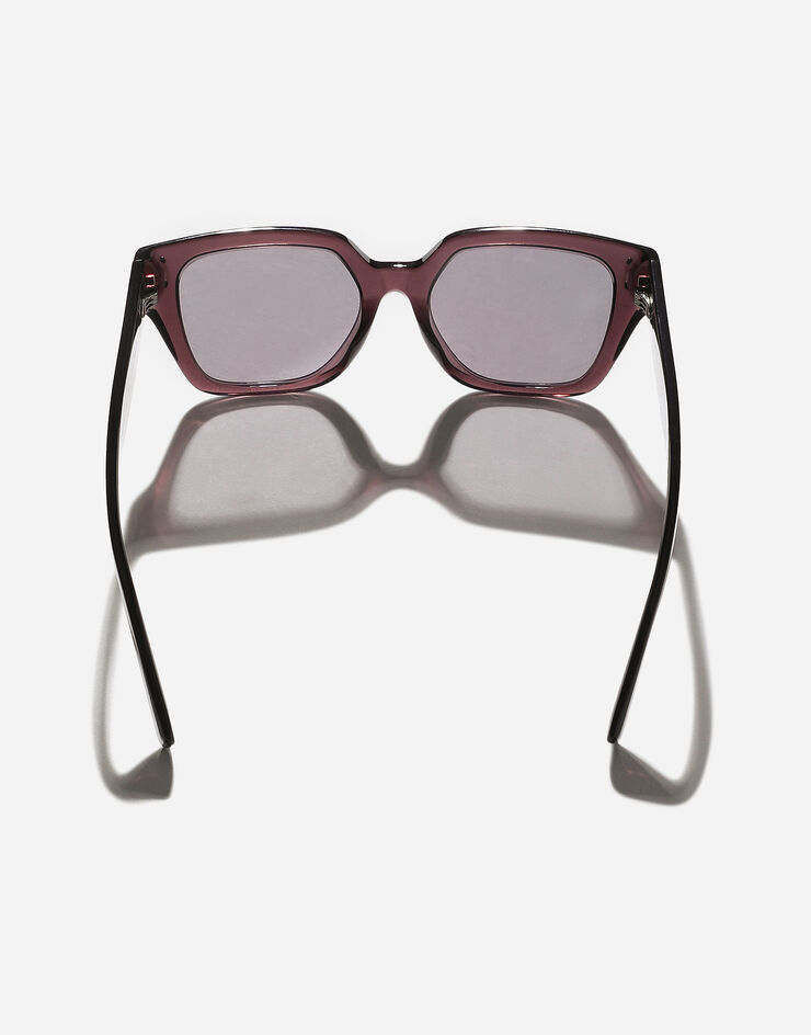 Dolce & Gabbana نظارة شمسية DG Sharped بنفسجي شفاف VG447AVP5AK