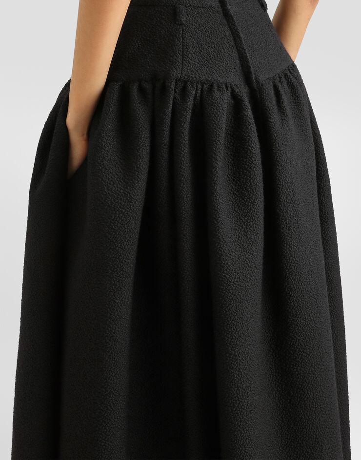 Dolce & Gabbana Wool skirt Dolce & Gabbana Wool skirt Black F4DHETFUZE1