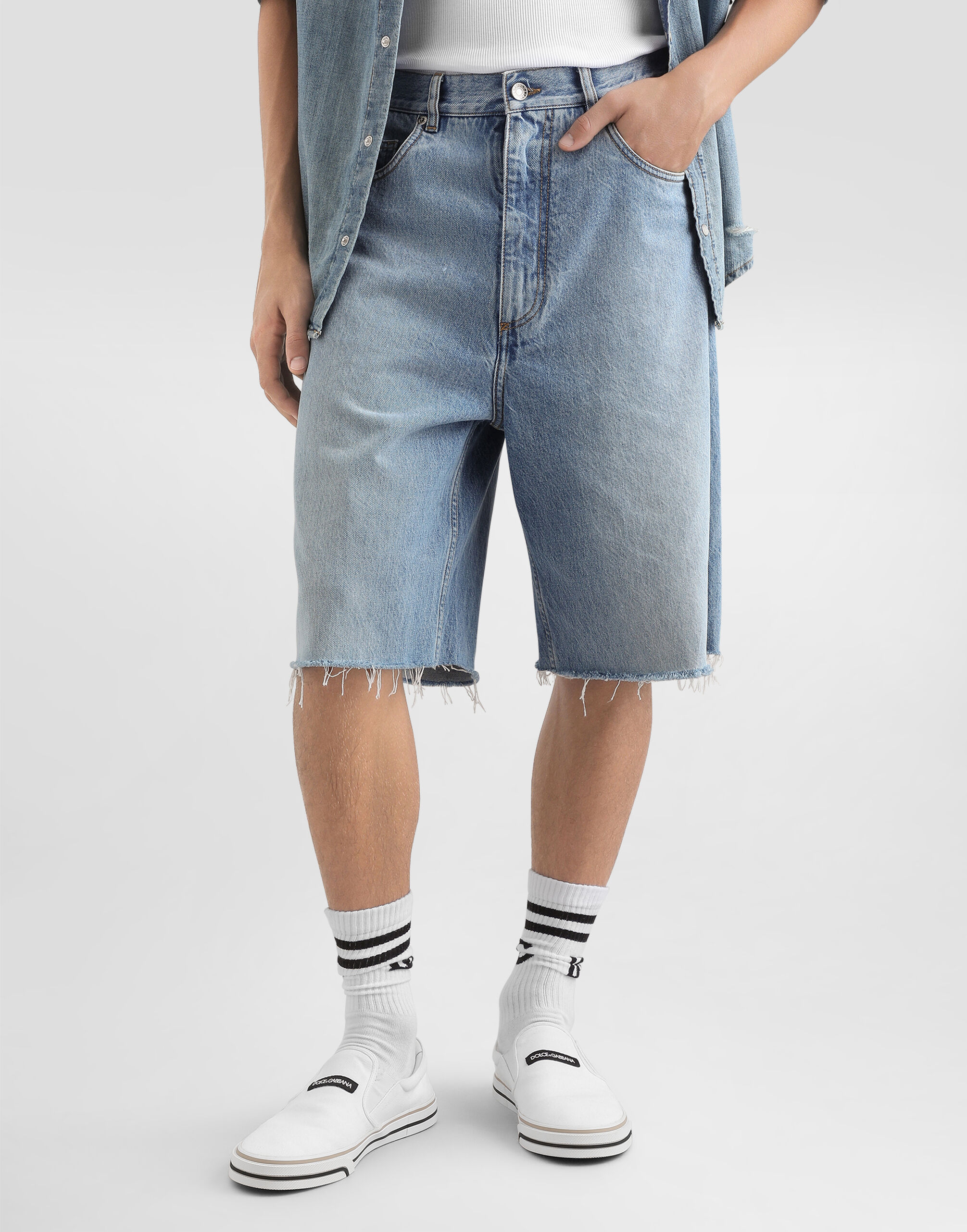 Multicolorのメンズ Denim bermuda shorts | Dolce&Gabbana®