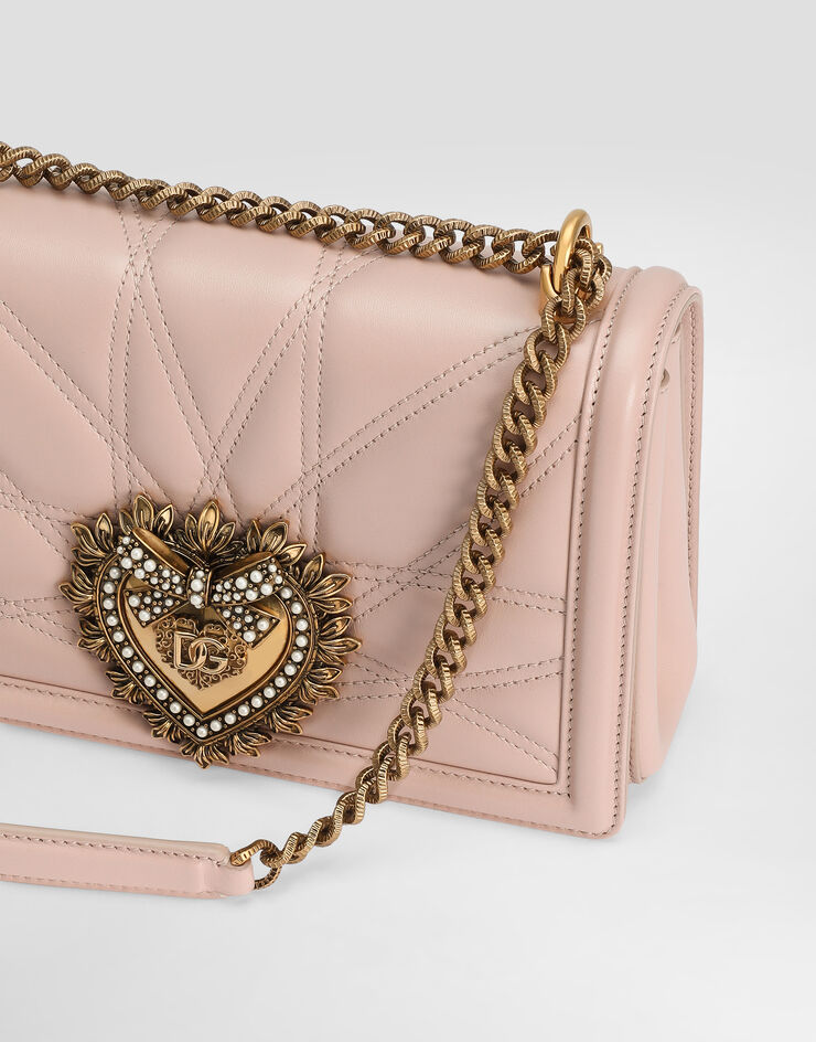 Dolce & Gabbana Sac Devotion moyen format en cuir nappa matelassé Rosa Pálido BB7158AW437