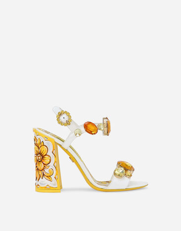 Dolce & Gabbana Sandalette aus Lackleder mit bemaltem Absatz und mit Schmucksteinen bestickt Weiss CK2288A5355