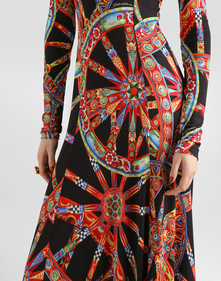 Dolce & Gabbana Langes Kleid aus Viskosejersey mit Carretto-Print Dolce & Gabbana Langes Kleid aus Viskosejersey mit Carretto-Print Multicolor F623QTFS8DT