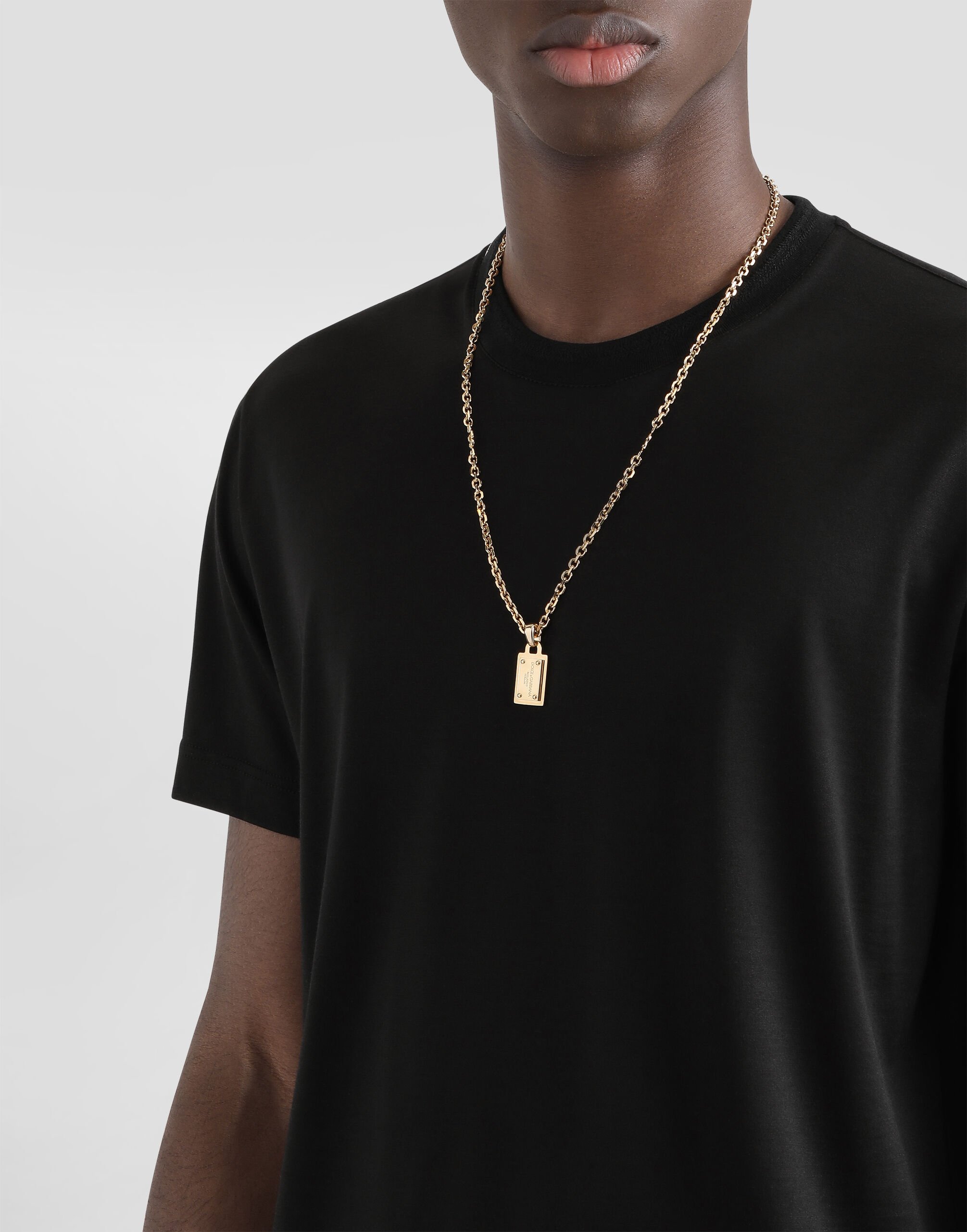 【関税＆送料込み】Dolce & Gabbana Necklace With Logo Penda Necklace with Dolce&Gabbana logo plate in Gold for Men