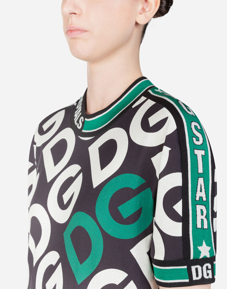 Dolce & Gabbana SHORT-SLEEVED JERSEY T-SHIRT WITH DG LOGO PRINT Dolce & Gabbana SHORT-SLEEVED JERSEY T-SHIRT WITH DG LOGO PRINT MULTICOLOR F8L59TFS78Y