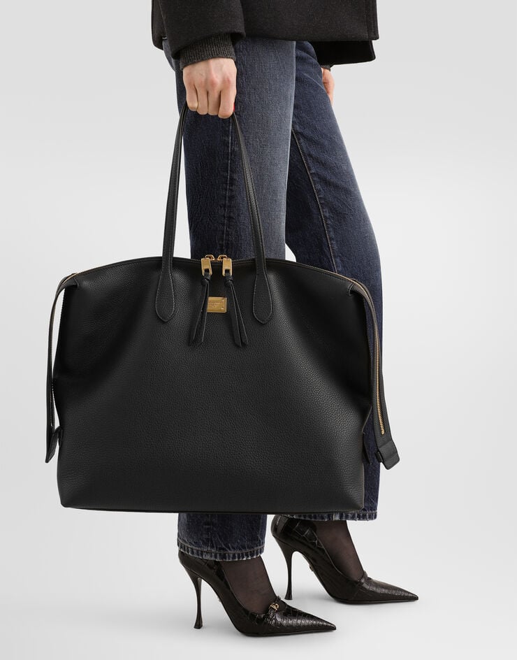 Dolce & Gabbana Sac à épaule Vittoria en cuir de veau Dolce & Gabbana Sac à épaule Vittoria en cuir de veau Black BB7967A0841