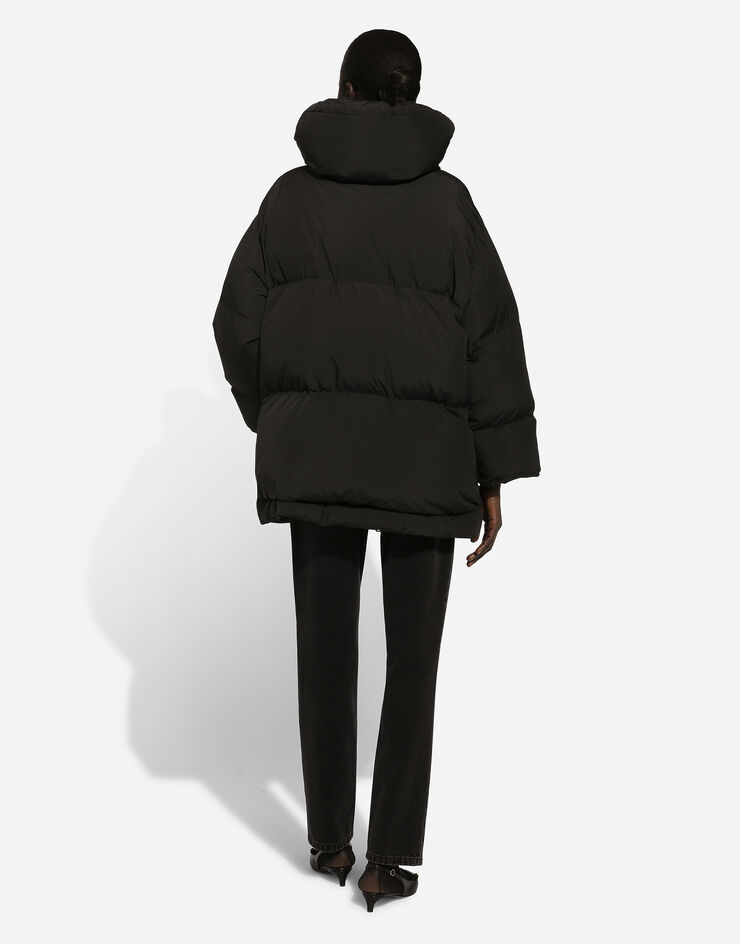 Dolce & Gabbana ロゴプレート パデッド ダウンジャケット ブラック F9S08TGDCMR