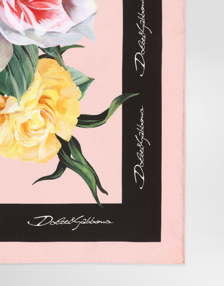Dolce & Gabbana Foulard 50 x 50 en sergé de soie à imprimé pivoines et roses Imprimé FN093RGDCUI