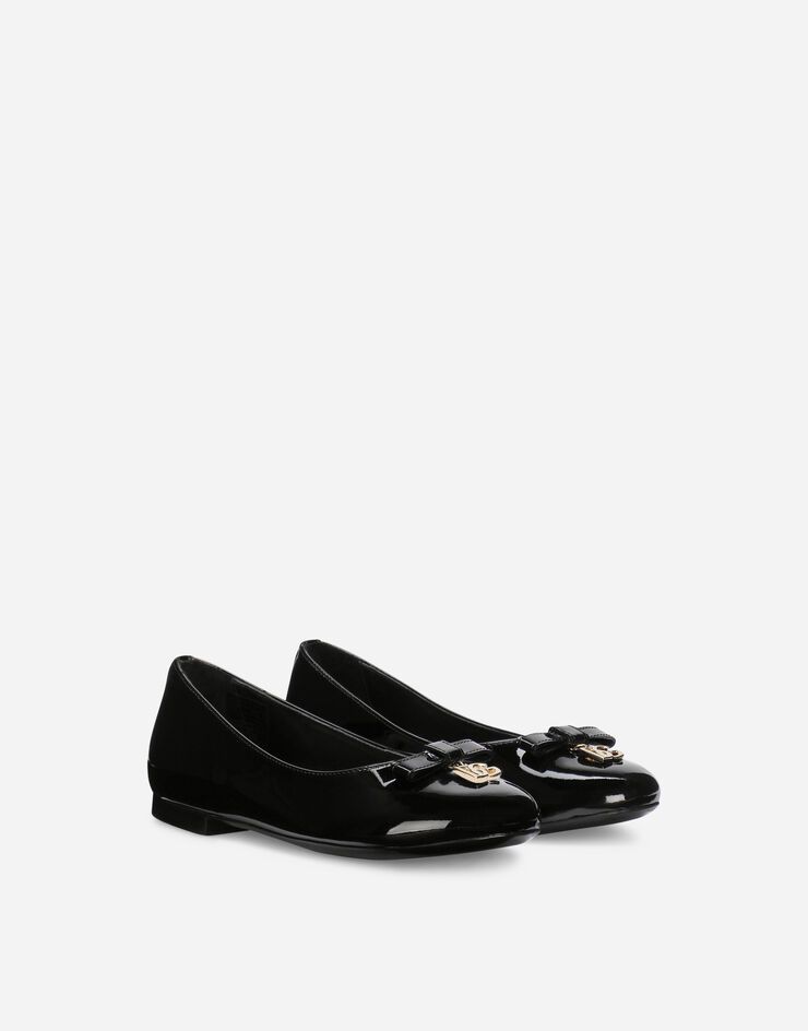 Dolce & Gabbana Ballerina in vernice con logo DG metal Nero D11141A1328