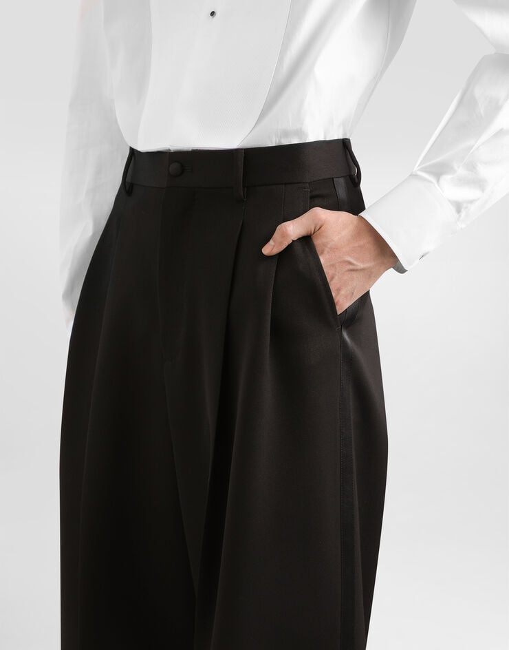 Dolce & Gabbana Hose aus Wollgabardine Black GP17DTFU21E
