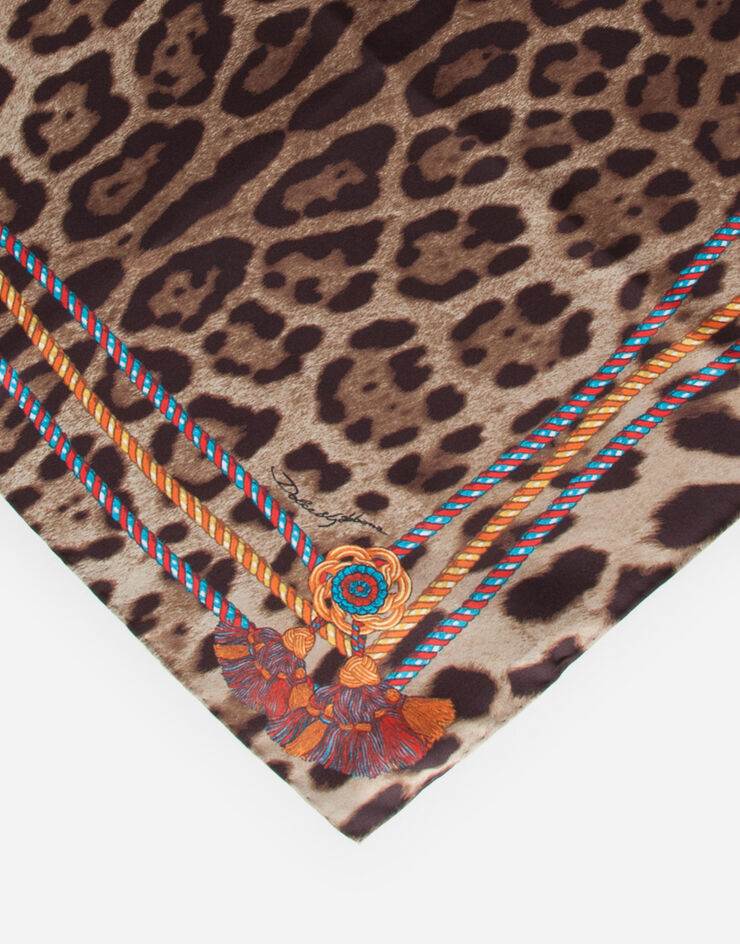 Dolce & Gabbana Halstuch 50 x 50 aus twill leoparden-print ANIMAL-PRINT FN093RGD994