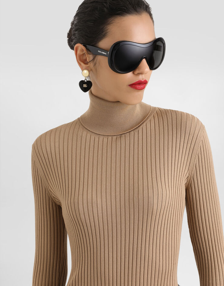 Dolce & Gabbana Wool turtleneck pullover Beige FXW34TJDVDC